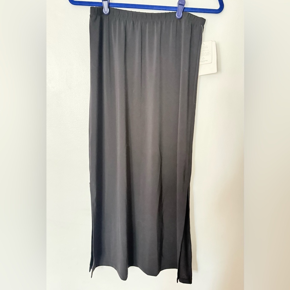 Liz & Co. Classic Black Maxi Skirt Reg $68.80